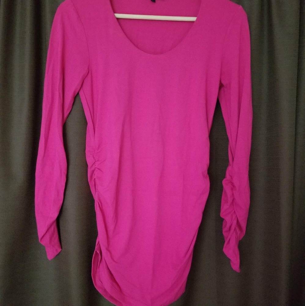 Isabella Oliver scoop neck top size 2